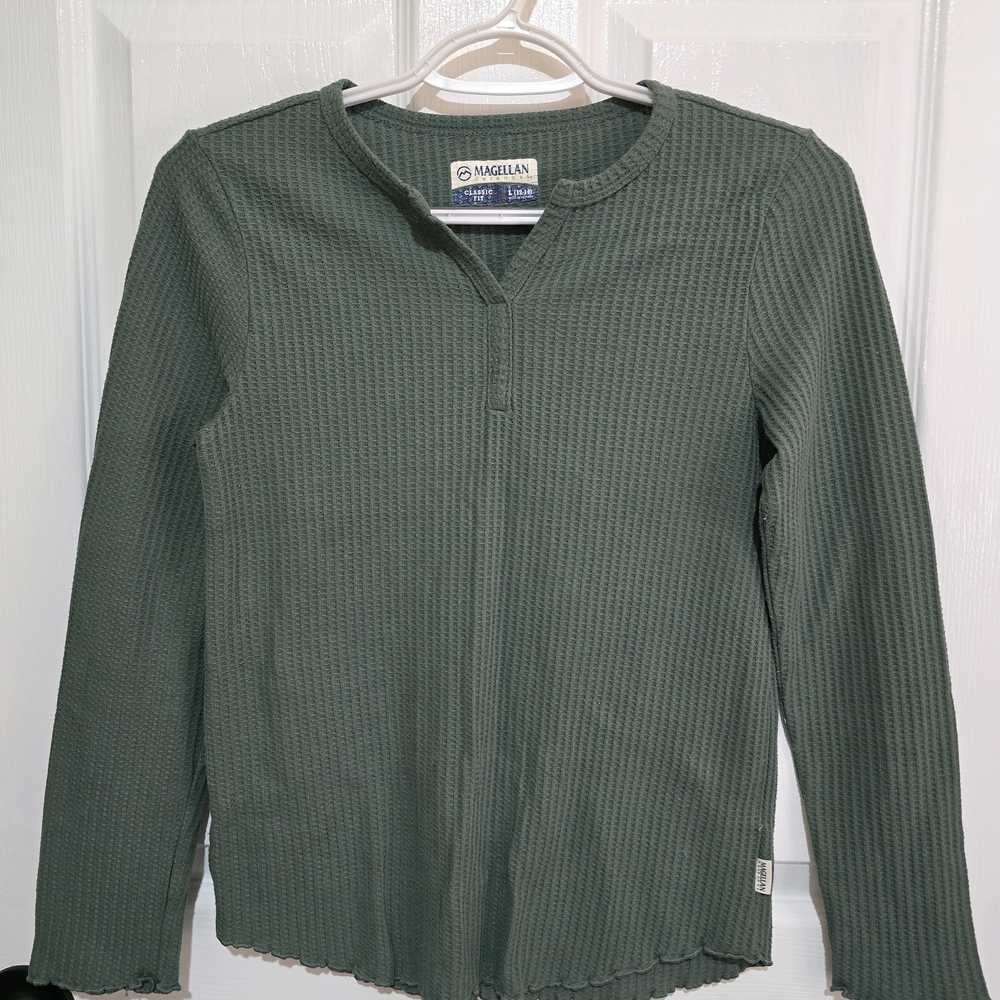 Magellan Outdoors Classic Fit Forest Knit Top